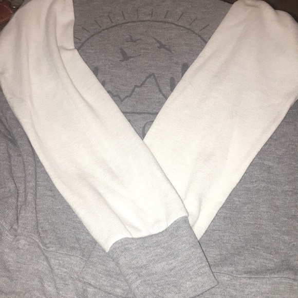 Sweatshirt - Picture 3 of 3